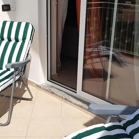 Appartamento Casa Peonia, Natura, Piscina, Sport, Golf E Relax Sanremo